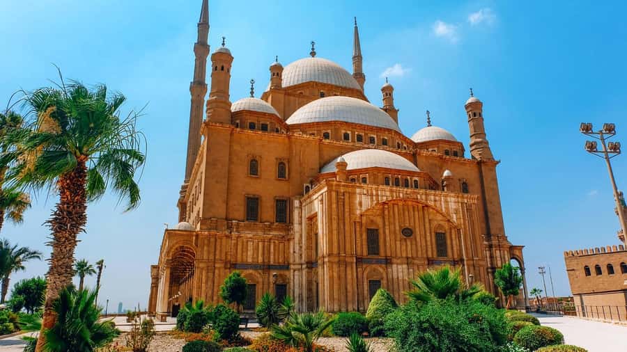 Cairo/Giza: Saladin Citadel, Egyptian Museum, & Bazaar Tour - Khan El Khalili: Cairo’s market streets after the monuments