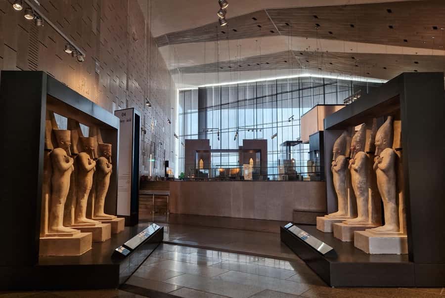 Cairo: Grand Egyptian Museum, Pyramids, Sphinx Tour & Lunch - Spending two hours at the Grand Egyptian Museum