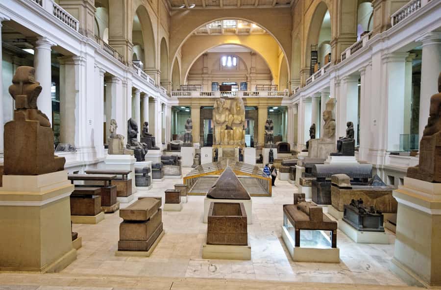 Cairo: Great Pyramids of Giza and Egyptian Museum Tour - The Egyptian Museum and its ancient treasures