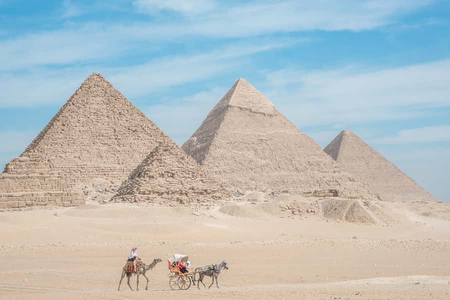 Cairo: Half Day Pyramids Tour by Camel or Horse Carriage - Heat, walking, and practical limits