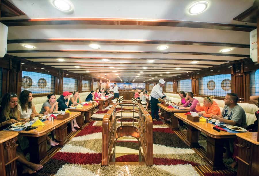 Cairo: Luxury Snorkeling Cruise & lunch with optional pickup - Key points to know before you book