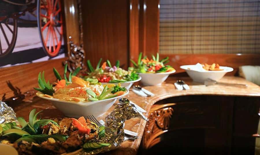 Cairo: Luxury Snorkeling Cruise & lunch with optional pickup - What the $51 price really covers