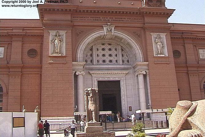 Cairo Luxury Tours to Egyptian Museum,Coptic Cairo & Bazaar - The Hanging Church in an hour