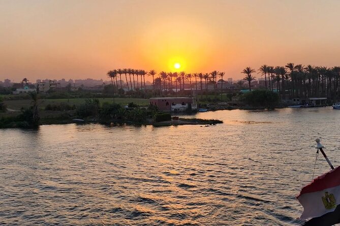 Cairo Nile Dinner Cruise and Show - What the two-hour sailing actually adds