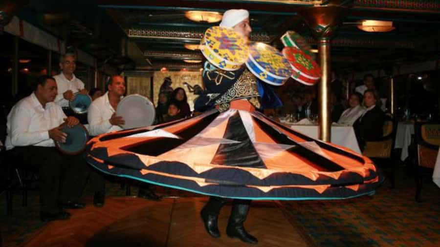 Cairo: Nile Maxim Luxurious Dinner Cruise with Dance Show - Pickup with Osama, Mohamed, or another guide
