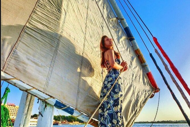 Cairo Private Felucca OnThe Nile River With Pickup and Soft Drink - Drinks, snacks, and what the price really buys
