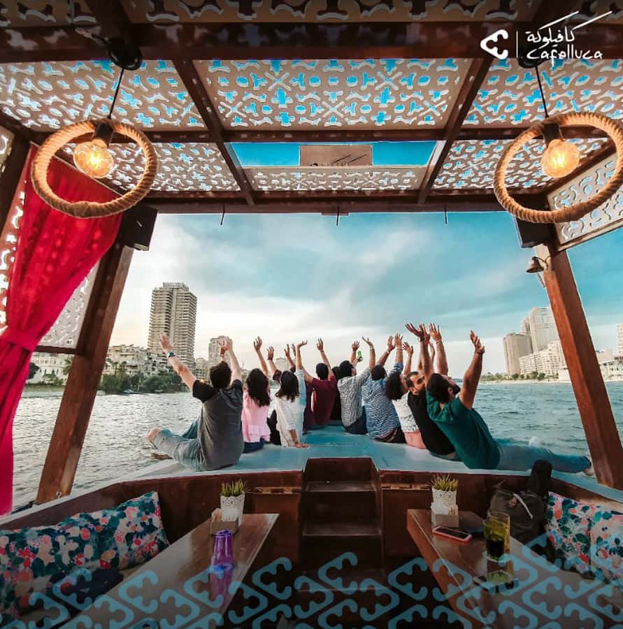 Cairo: Private Felucca Ride with Dinner and Drinks - Karaoke, Arabic music, and an energetic crew