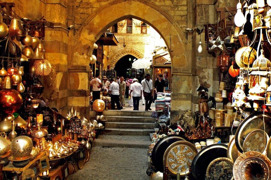 Cairo: Private Giza Pyramids, Sphinx, Saqqara & Memphis Tour - The guides can shape the entire day
