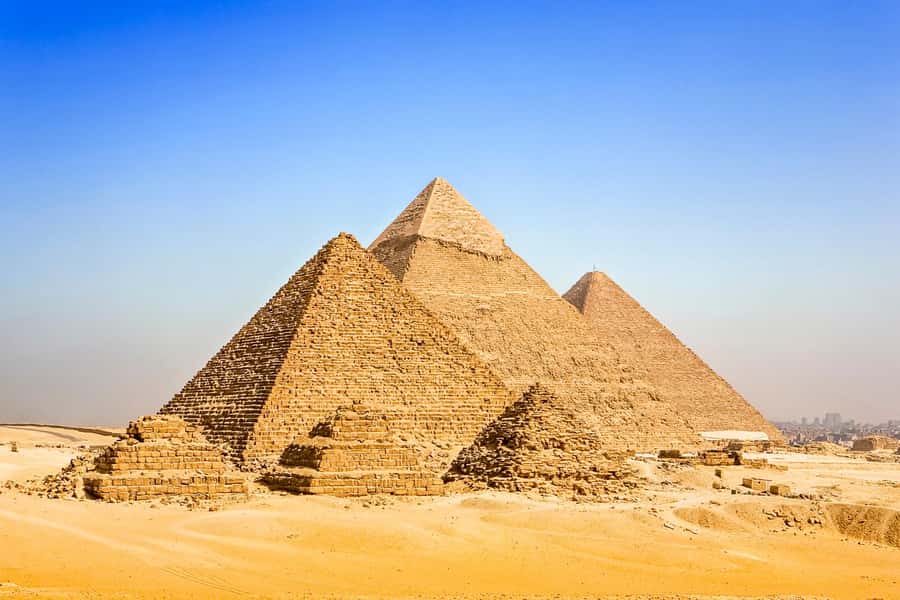 Cairo: Private Half-Day Pyramids Tour with Photographer - Lunch and Great Pyramid entry are optional extras