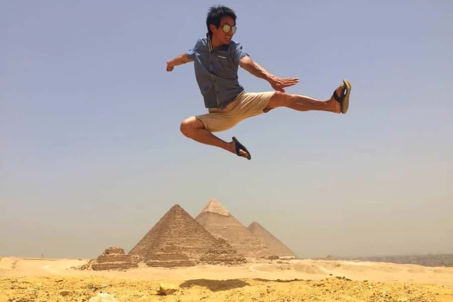 Cairo: Private Pyramids, Museum & Bazaar Tour with Lunch - Key points to know before booking