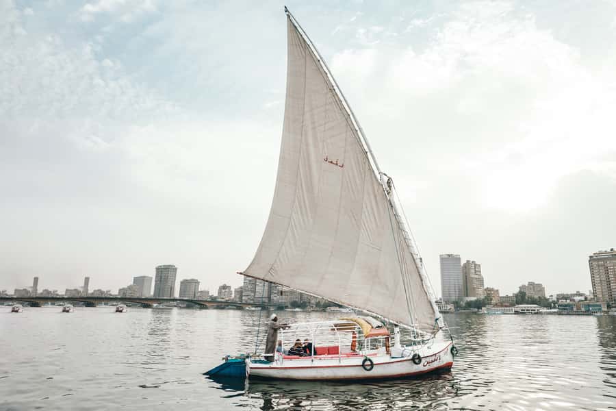 Cairo: Pyramids and Sphinx Tour with River Nile Felucca Ride - The Great Sphinx and Valley Temple