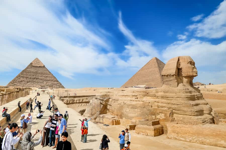 Cairo: Pyramids, Sakkara & Memphis Tour with Lunch - Lunch, water, and the day’s pace