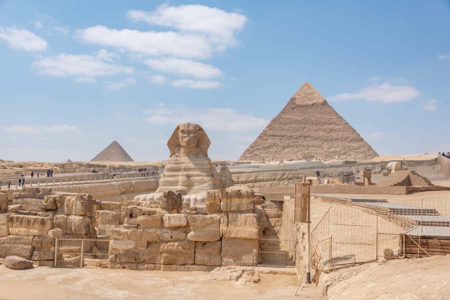 Cairo: Pyramids, Sphinx & Grand Egyptian Museum Private Tour - The shopping stop and what to watch for