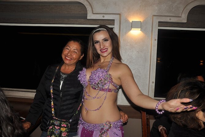 Cairo's Nile Cruise entertainment belly dancer&Tanora show&Dinner - Music first: Western and Eastern bands