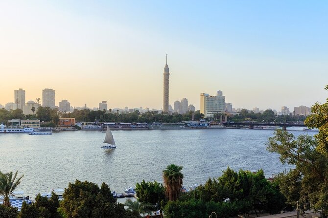 Cairo sailing boat Tours on the Nile by felucca - What you see from the Nile
