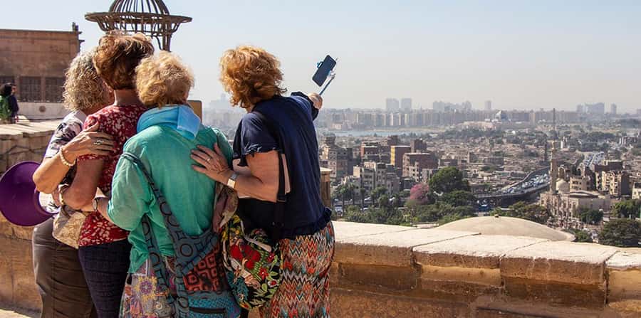 Cairo: Salah El Din Citadel and Old Cairo Bazar Guided Tour - Key points at a glance