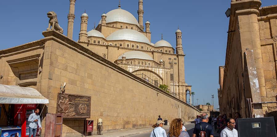 Cairo: Salah El Din Citadel and Old Cairo Bazar Guided Tour - Khan el-Khalili is best when you want Cairo’s street life