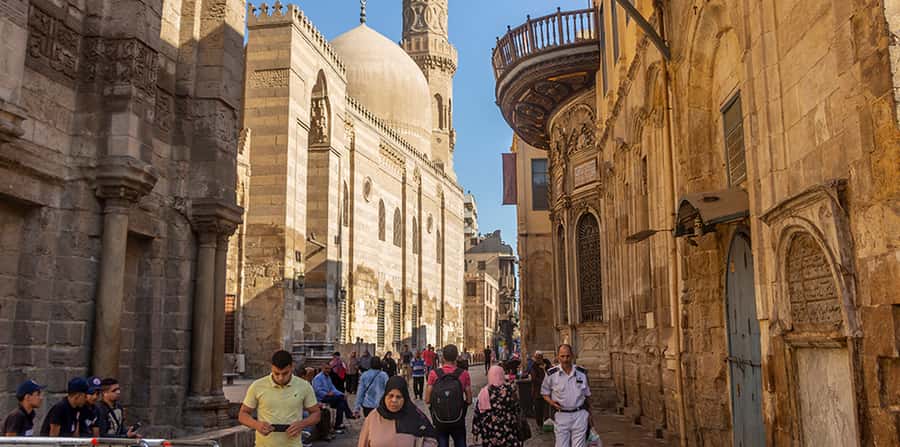 Cairo: Salah El Din Citadel and Old Cairo Bazar Guided Tour - What the VIP package adds