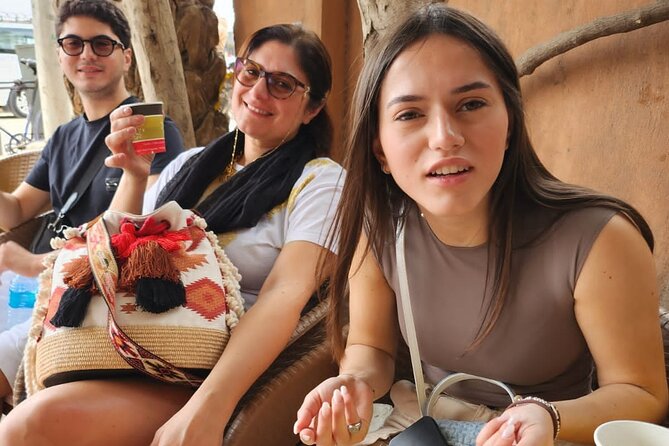 Cairo Shopping tour Private Papyrus Essential oils Bazar Cotton - Egyptian cotton and the Three Pyramids Bazaar