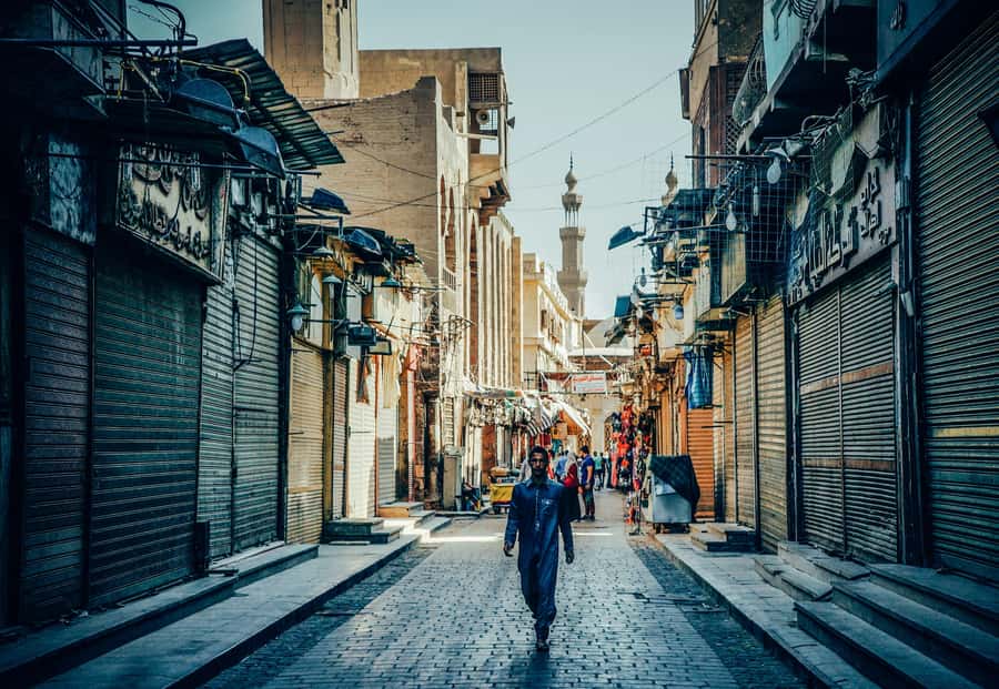 Cairo: Sunset Felucca Ride and Food Tour With Private Guide - Talaat Harb Square and Cairo’s evening food