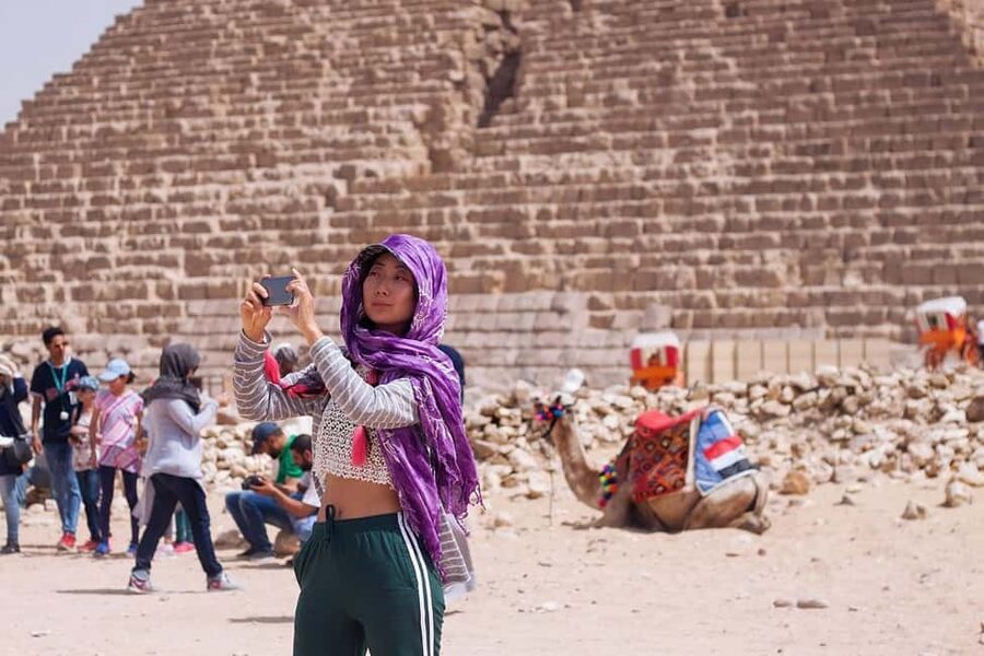 Cairo: Trip Pyramids, Sakkara, & Memphis Tour with Lunch - Papyrus and perfume stops