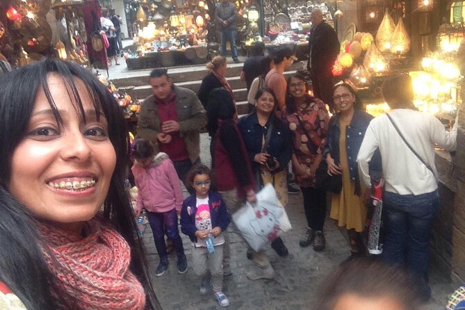 Cairo VIP Guided Tour to Khan El-Khalili Market with Lunch - Royal Perfumes and Oils
