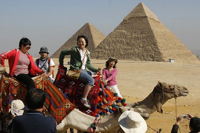 Camel or Horse riding Giza Pyramids Desert - Friendly service and mixed conditions