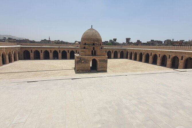 Coptic Cairo, Mosques , sailing on Nile and Bazaar Private Tour with Lunch - Al-Hakim Mosque and Refaai Mosque
