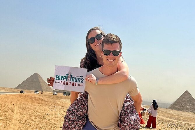 Day Tour to Giza Pyramids Complex, Egyptian Museum & Bazaar - Meeting the Sphinx and Valley Temple