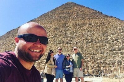 Day-Tour To Giza Pyramids, Great Sphinx, Egyptian Museum & Khan El Khalili