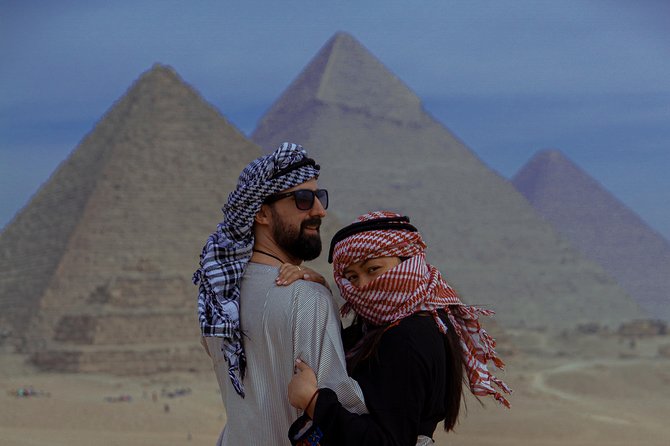 Day Tour to Giza Pyramids Memphis City Dahshur and Saqqara Pyramids - Giza: start with Egypt’s best-known pyramids