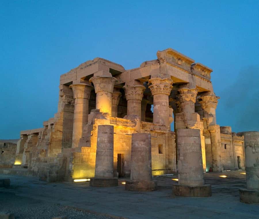 Day Tour visit Edfu Kom Ombo temples from Luxor - Why Edfu and Kom Ombo work well together