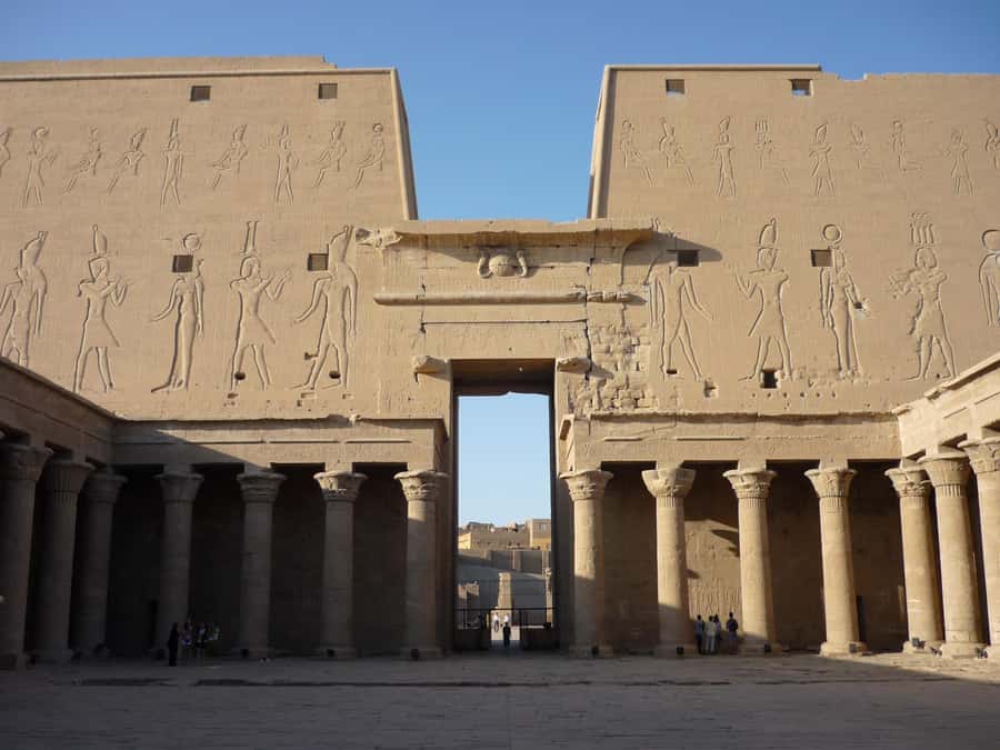 Day Tour visit Edfu Kom Ombo temples from Luxor - Edfu Temple: the grand first visit