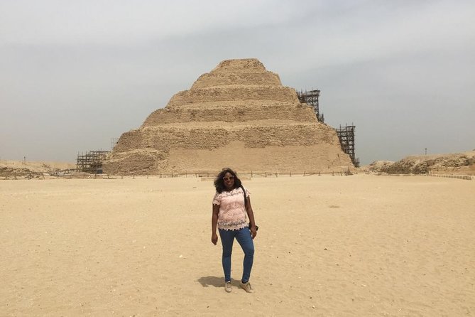 Day tour with Guide to Giza Pyramids, Sakkara, Dahshur and Memphis - Lunch, transport, and the private format