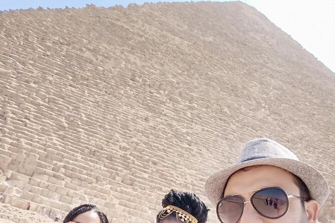 Day Trip to the Giza Pyramids, Memphis, and Sakkara - Transport, timing, and the meeting point