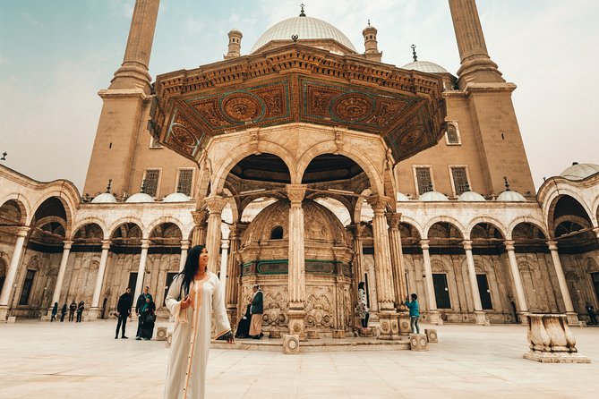 Discover Cairo's Hidden Gems: Your Private Guided Tour Awaits - Who should book this Cairo tour?