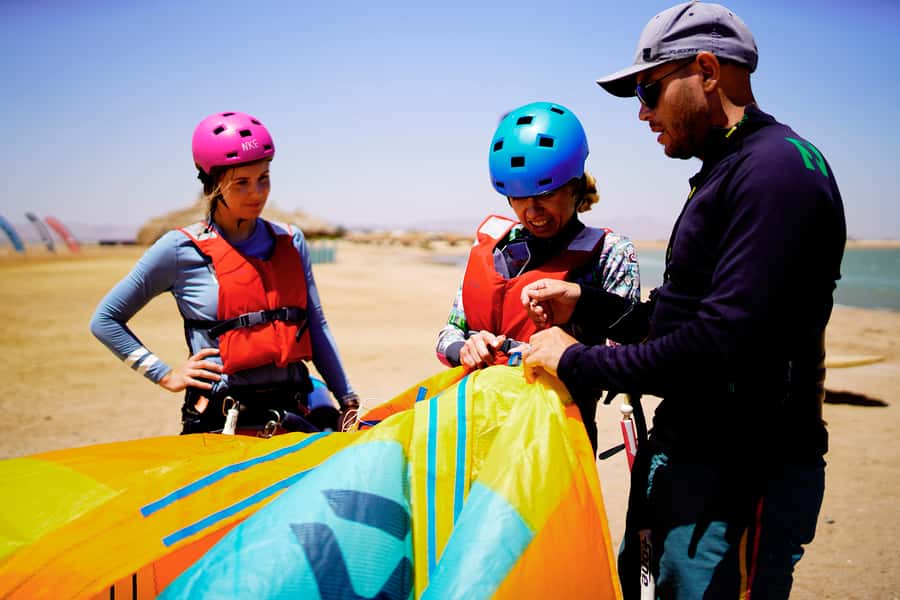 El Gouna: 2-Hour Introduction to Kitesurfing - After the lesson at the beach center