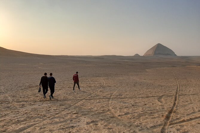 Exploring Egypt's Marvels: Giza, Saqqara, Memphis & Dahshur - Lunch, transport, and the pace of the day