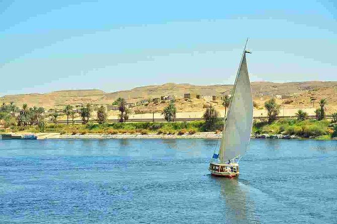 Felucca Sailing trip on the Nile in Cairo - The private format makes a cheap tour feel easier