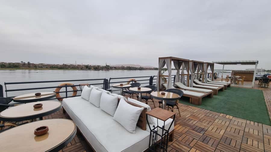 From Aswan: 3-Day Cruise to Luxor with Hot Air Balloon - The hot-air balloon over Luxor