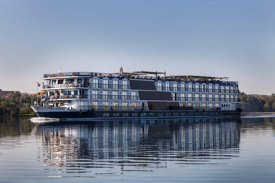 From Aswan: 5-Day Nile Cruise to Luxor with Hot Air Balloon - Four nights between Aswan and Luxor