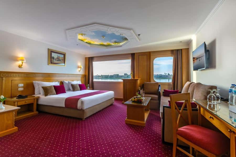 From Aswan: Overnight Nile Cruise to Luxor with Meals - Abu Simbel: a magnificent start with a long road attached