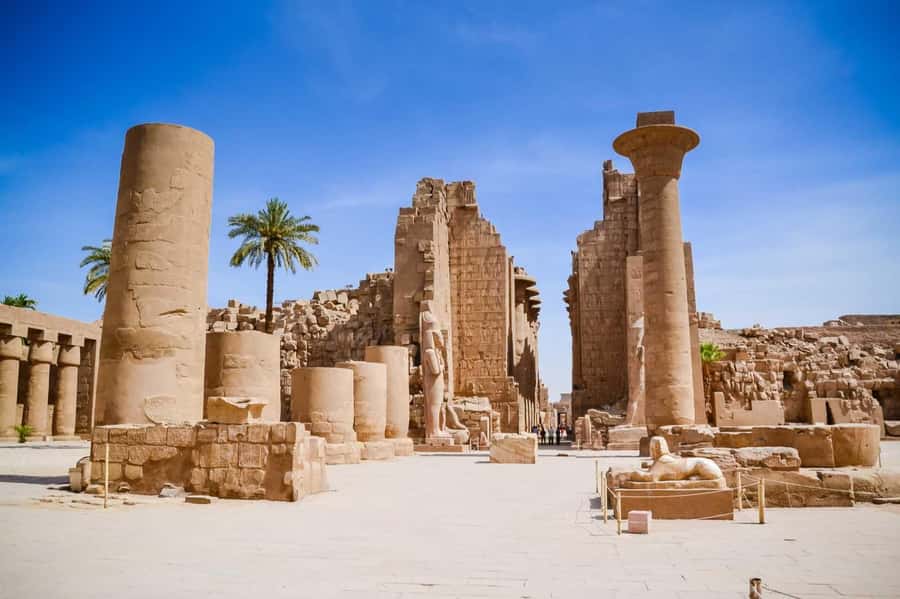 From Cairo: 5-Day Nile Cruise to Aswan & Balloon by Flights - Day 5: Abu Simbel before the flight to Cairo