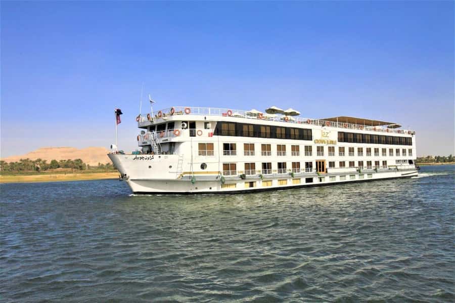 From Cairo: 5-Day Nile Cruise to Aswan & Balloon by Flights - Day 1: Karnak, Luxor Temple, and your first night aboard