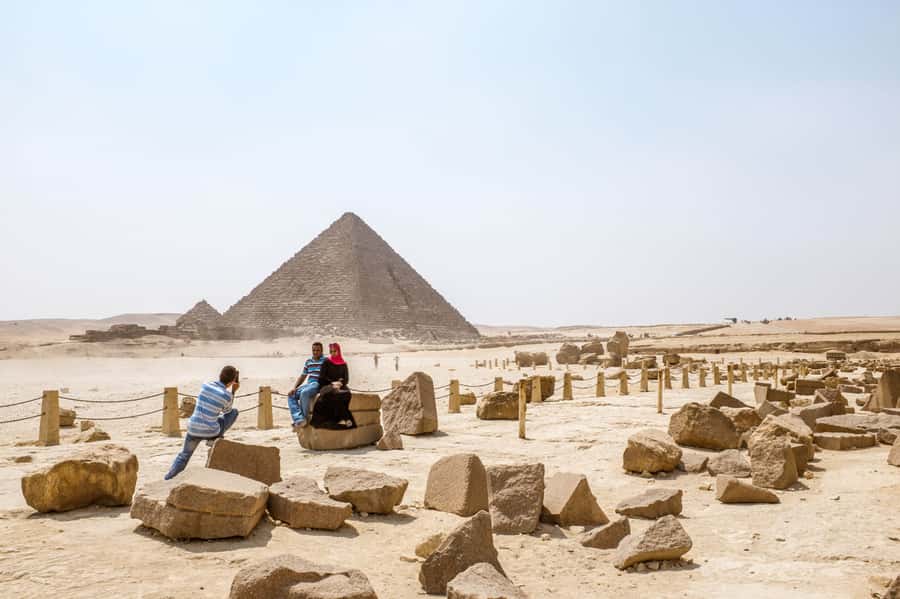 From Cairo/Giza: Pyramids, Memphis, and Sakkara Day Tour - What the guides add to the day