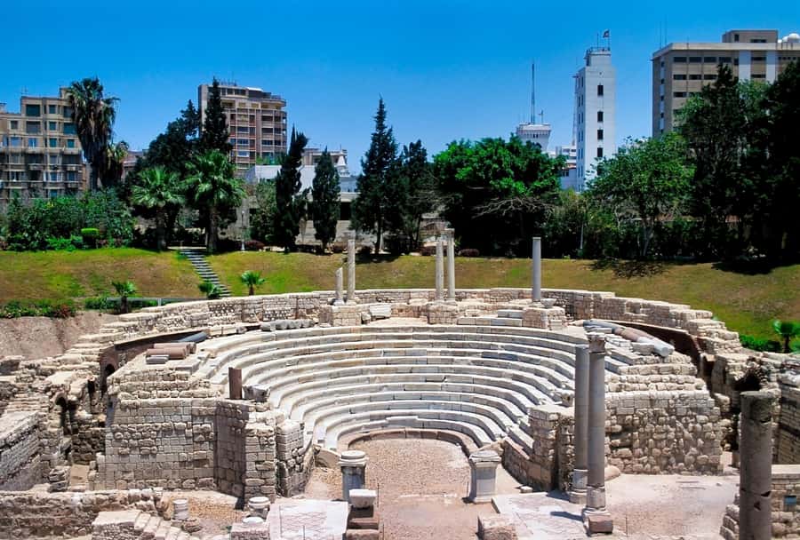 From Cairo: Historical Alexandria Shared Day Tour with Lunch - Qaitbay Citadel and the Mediterranean harbor