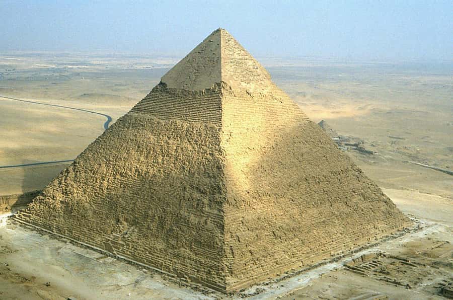 From Cairo or Giza: Giza Pyramids and Sphinx Private Tour - Seeing Khufu, Khafre, and Menkaure together