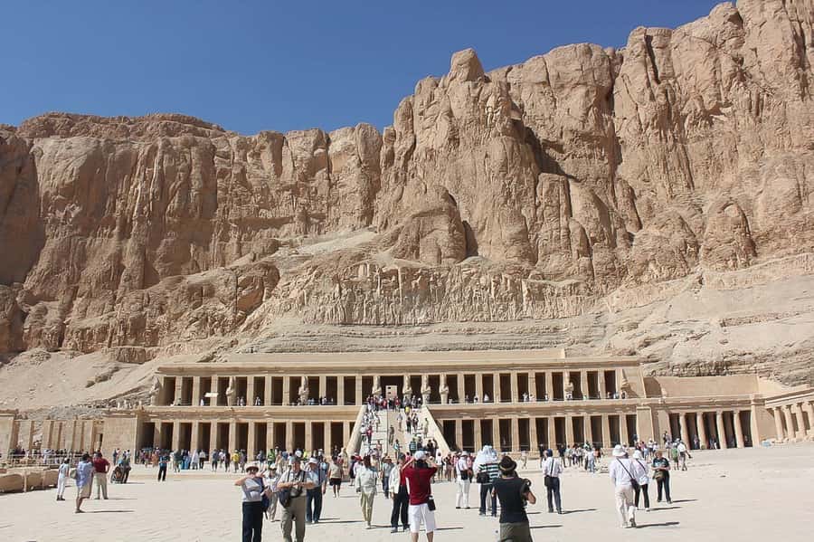From Cairo: Private All-Inclusive Tour of Luxor by Plane - Luxor Temple, where ancient and later history meet
