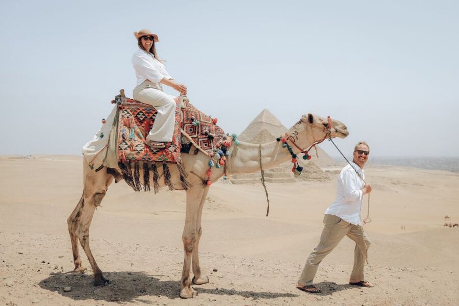 From Cairo: Pyramids of Giza, Sphinx, Saqqara & Memphis Tour - Lunch in Giza and the value of included food