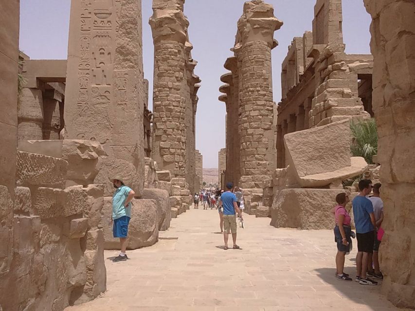 From Cairo: Small-Group Day Trip to Luxor by Plane - The early flight and first hours in Luxor